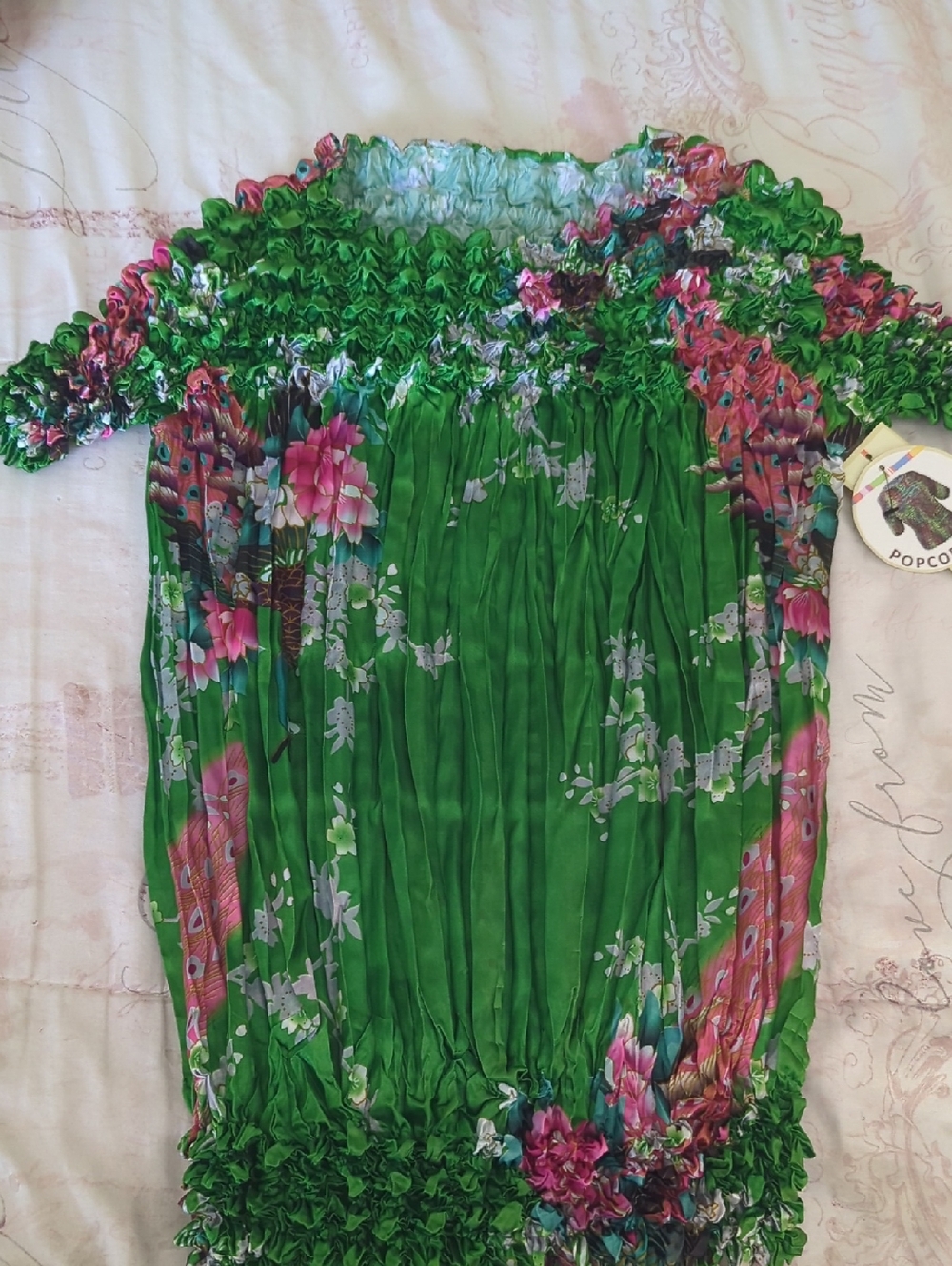 Floral Popcorn-Acordion Blouse NWT-Asian Print